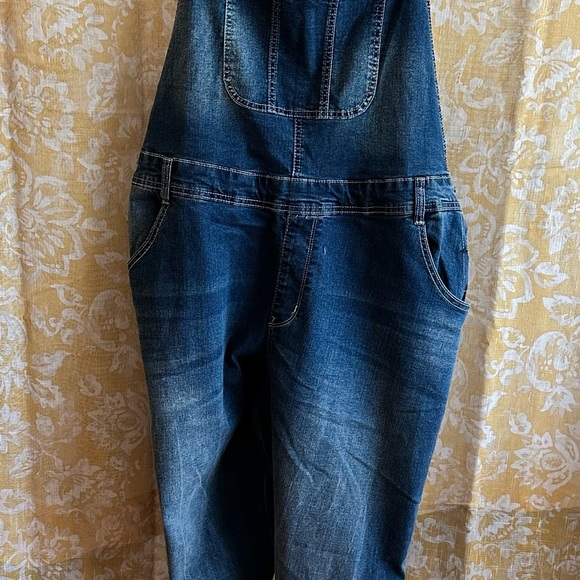 Stretch Denim overalls - Picture 2 of 5